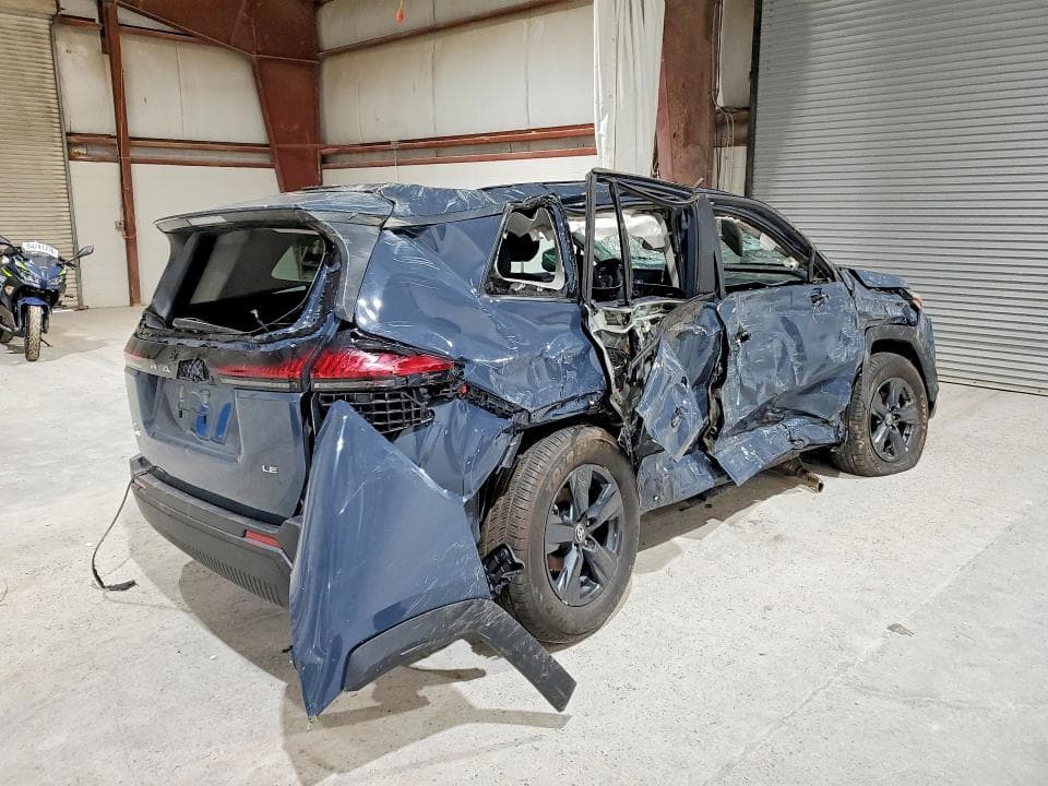 2026 TOYOTA RAV4 LE 3