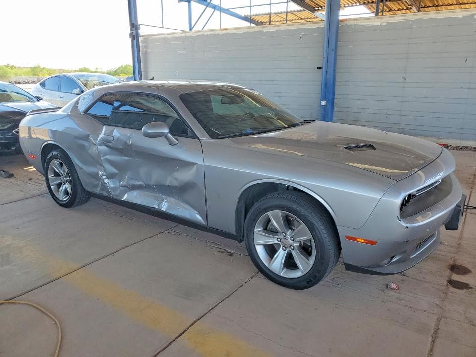 2018 DODGE CHALLENGER SXT 4