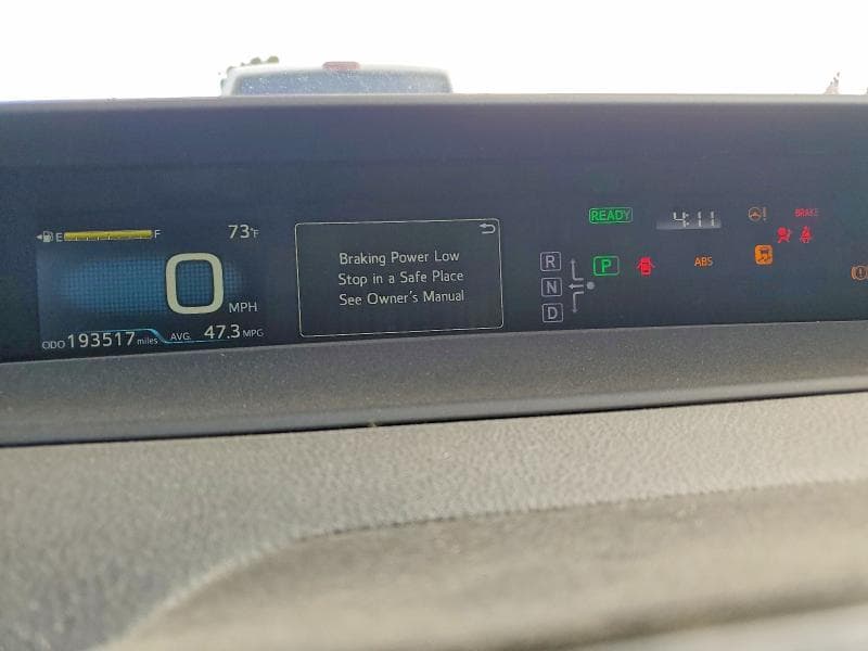 2017 TOYOTA PRIUS TWO 9