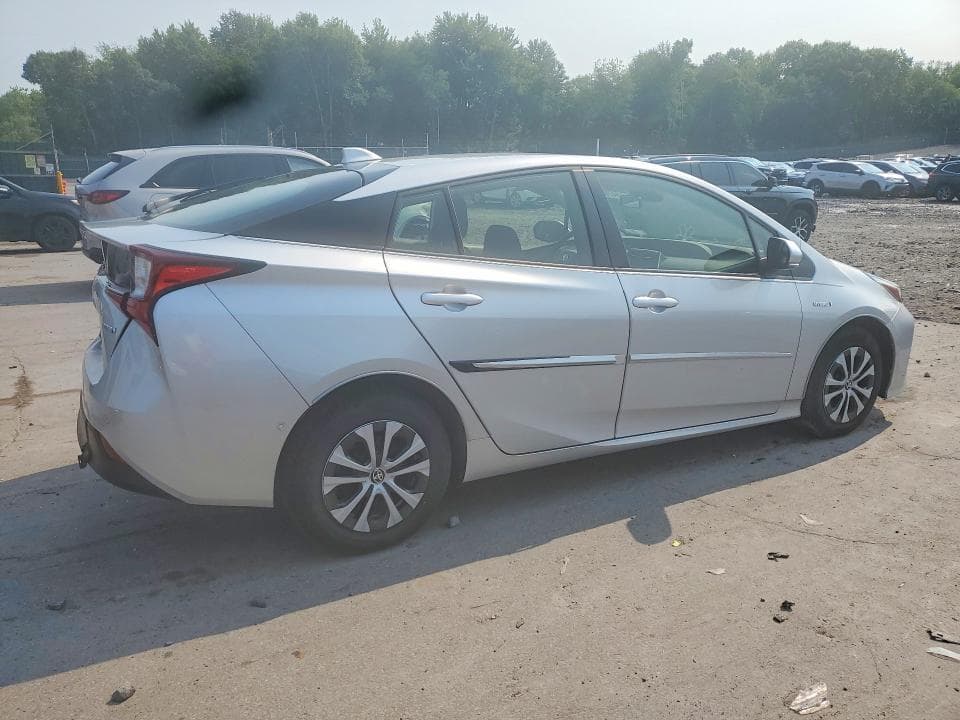 2022 TOYOTA PRIUS LE AWD-E 3