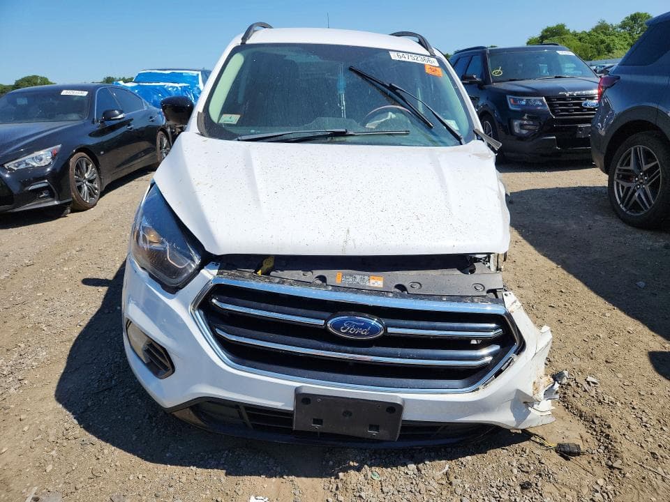 2019 FORD ESCAPE SE 5