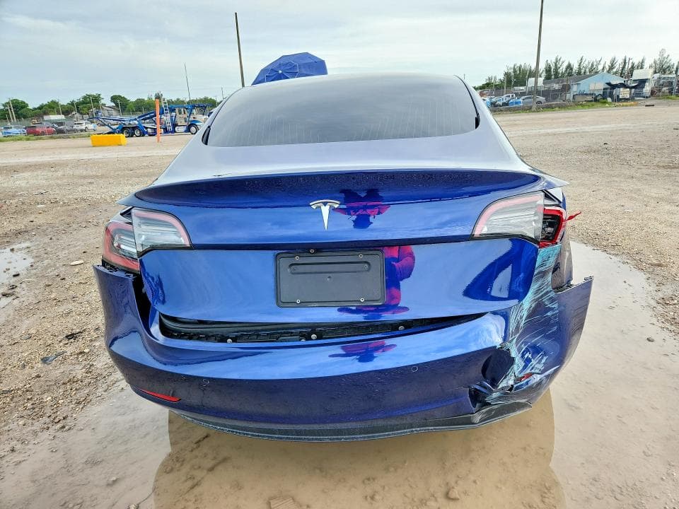 2019 TESLA MODEL 3 6