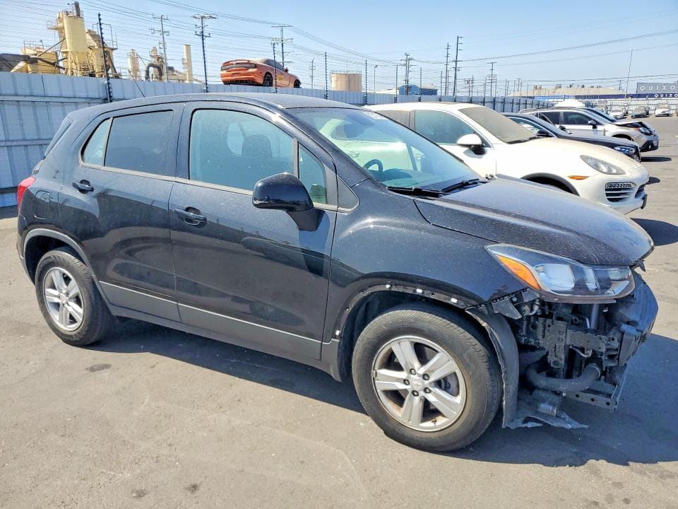 2020 CHEVROLET TRAX LS 4