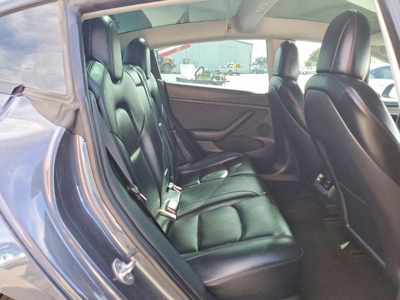 2022 TESLA MODEL 3 10