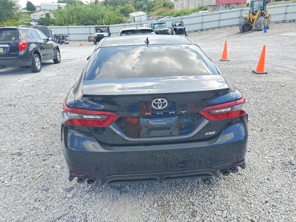 2022 TOYOTA CAMRY XSE 6