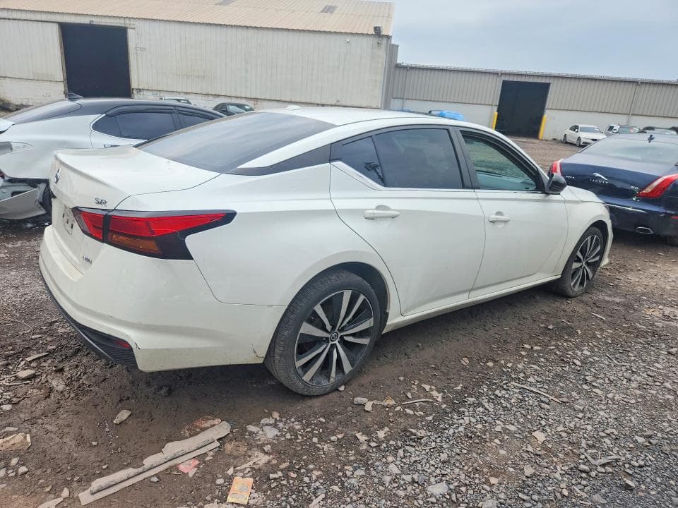 2019 NISSAN ALTIMA SR 3