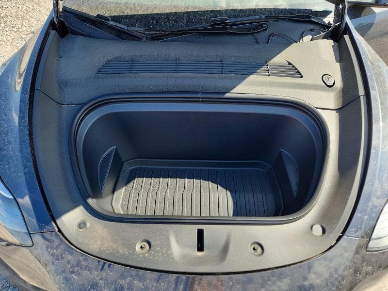 2025 TESLA MODEL Y 11
