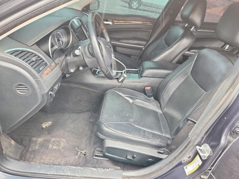 2018 CHRYSLER 300 LIMITED 7