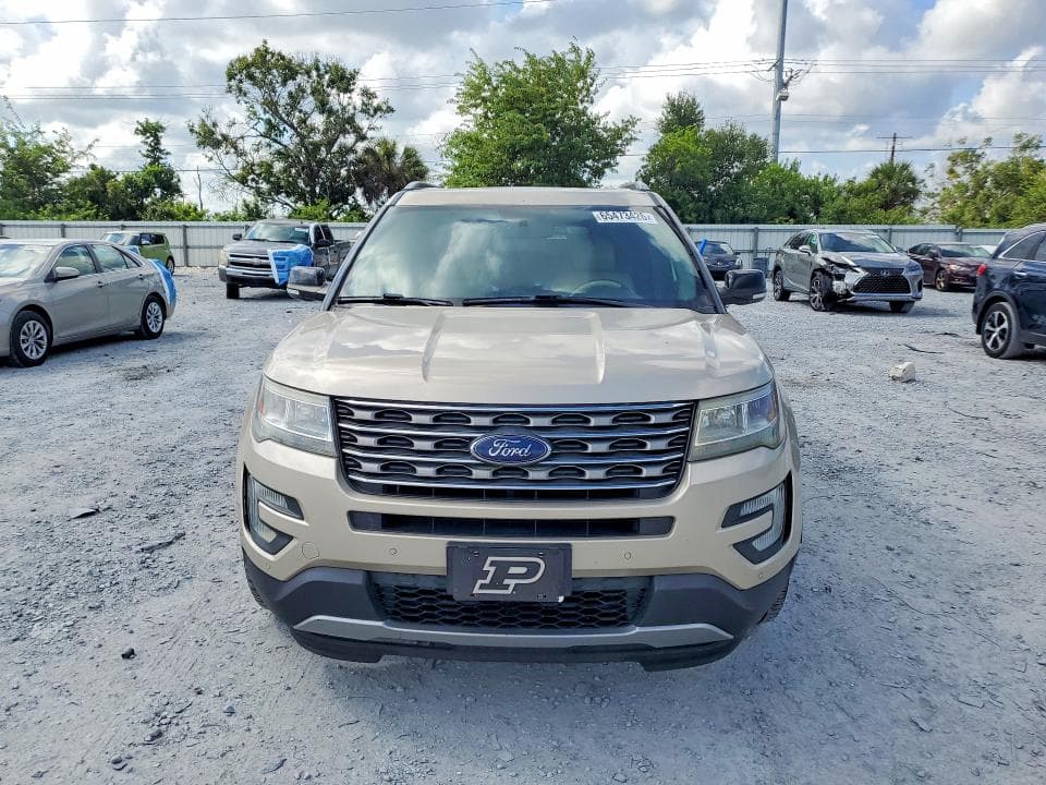 2017 FORD EXPLORER XLT 5