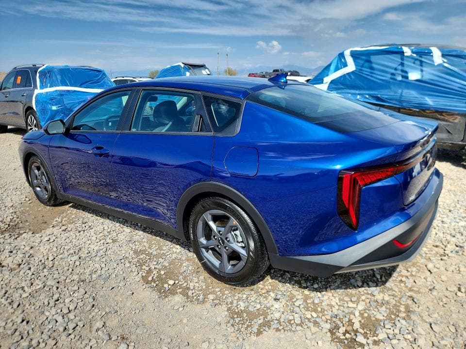 2026 KIA K4 LXS 2