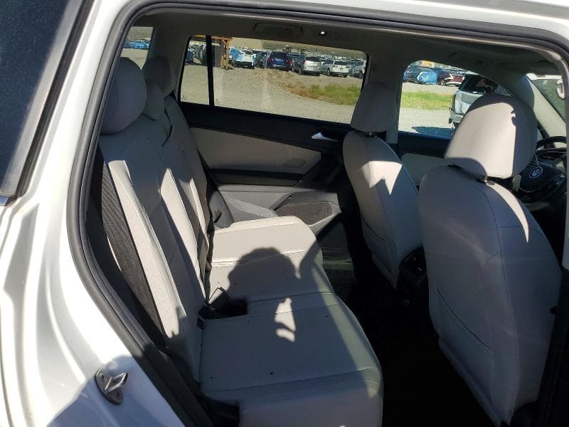 2020 VOLKSWAGEN TIGUAN SE 10
