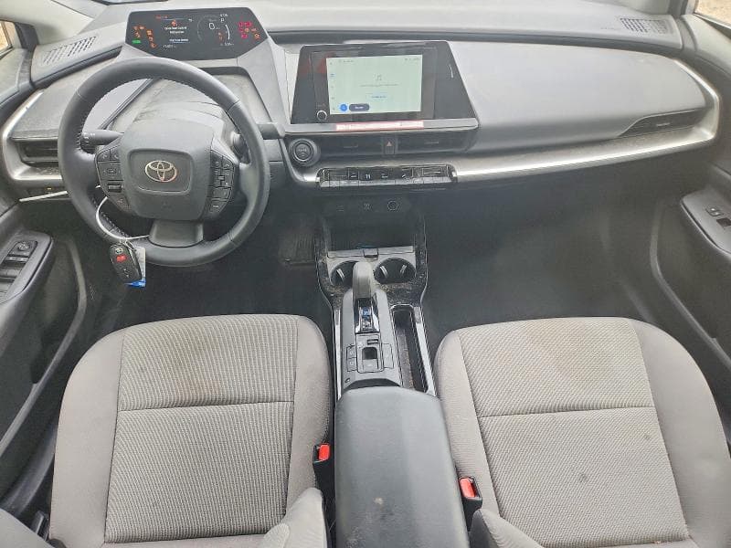 2026 TOYOTA PRIUS LE 8