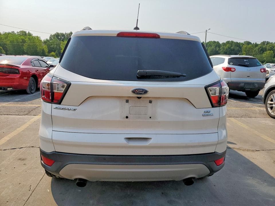 2017 FORD ESCAPE SE 6