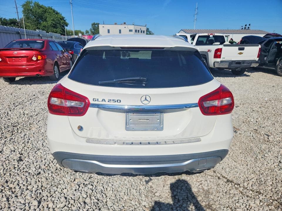 2019 MERCEDES-BENZ GLA 250 6