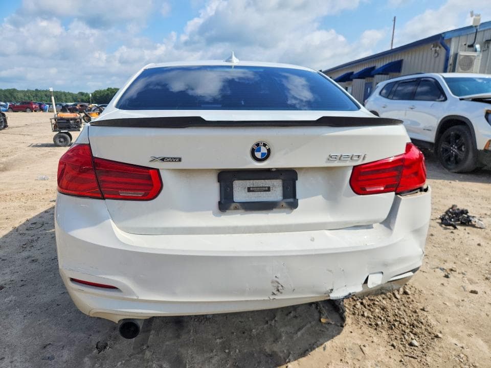 2018 BMW 320 XI 6