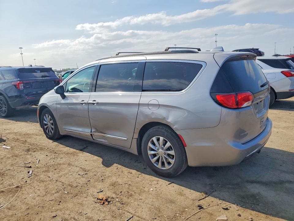 2017 CHRYSLER PACIFICA TOURING L 2