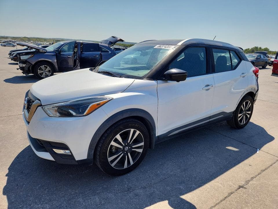 2019 NISSAN KICKS SR