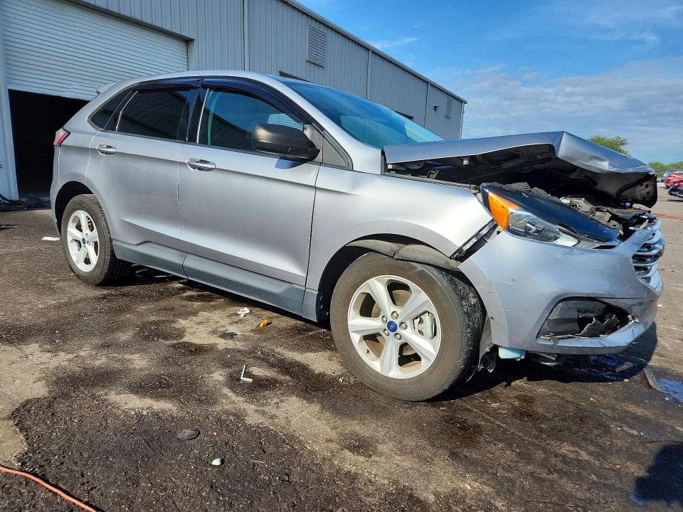2020 FORD EDGE SE 4