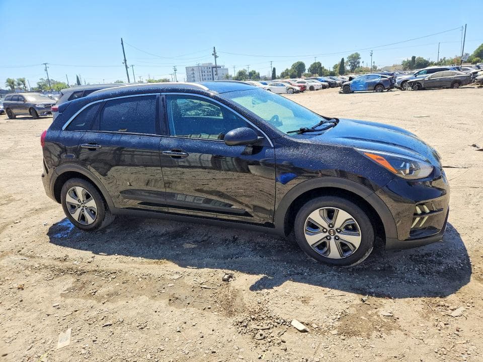 2020 KIA NIRO LX 4
