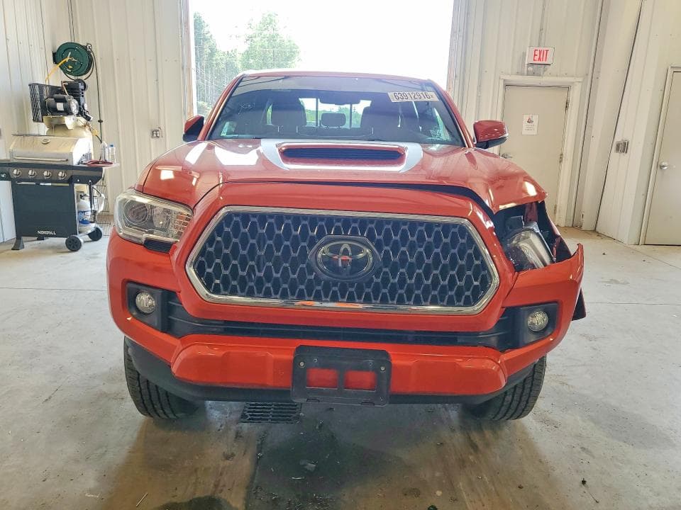 2018 TOYOTA TACOMA TRD SPORT 5
