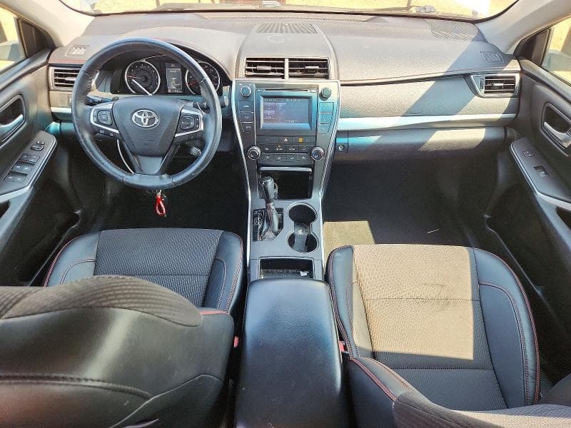 2017 TOYOTA CAMRY SE 8