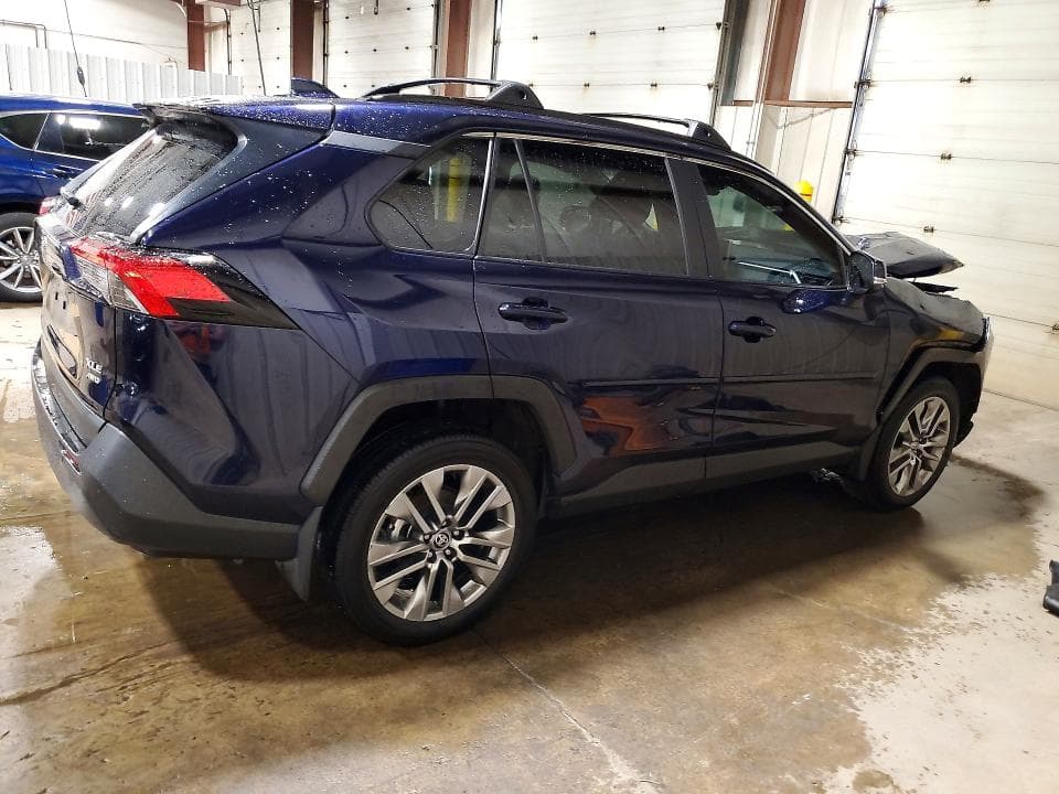 2024 TOYOTA RAV4 XLE PREMIUM 3