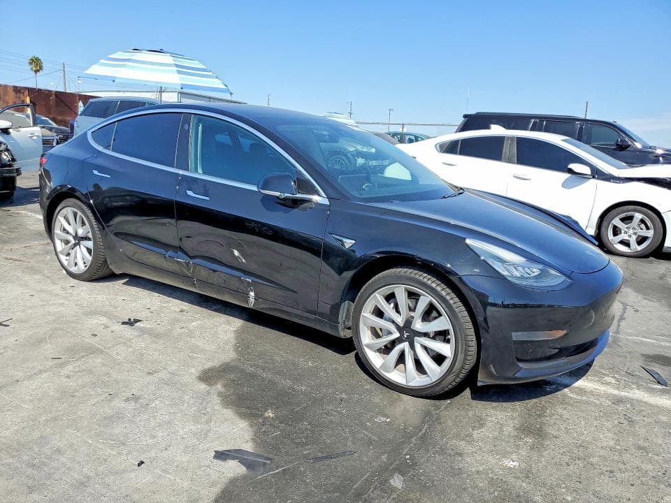 2020 TESLA MODEL 3 4