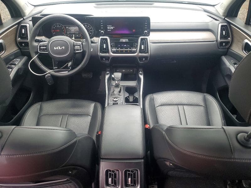 2023 KIA SORENTO EX 8