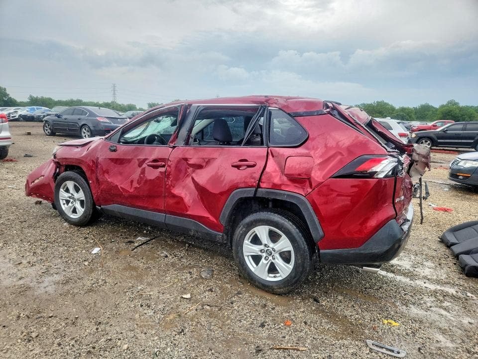 2019 TOYOTA RAV4 XLE 2