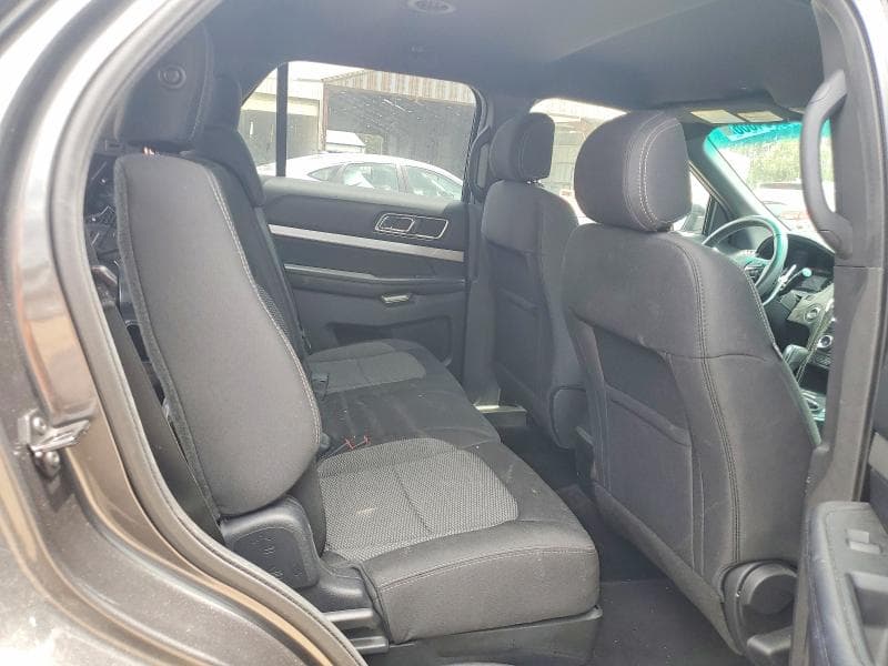 2017 FORD EXPLORER XLT 10