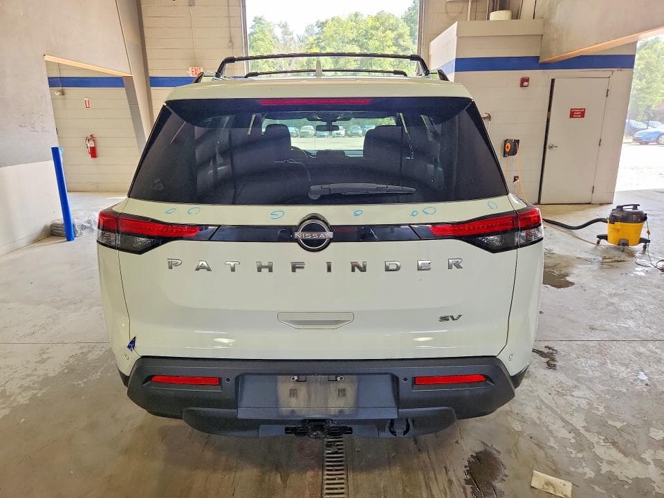 2022 NISSAN PATHFINDER SV 6