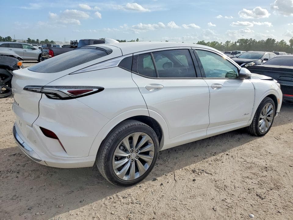 2026 BUICK ENVISTA AVENIR 3