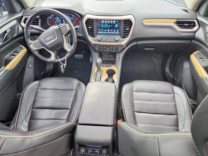 2018 GMC ACADIA DENALI 8