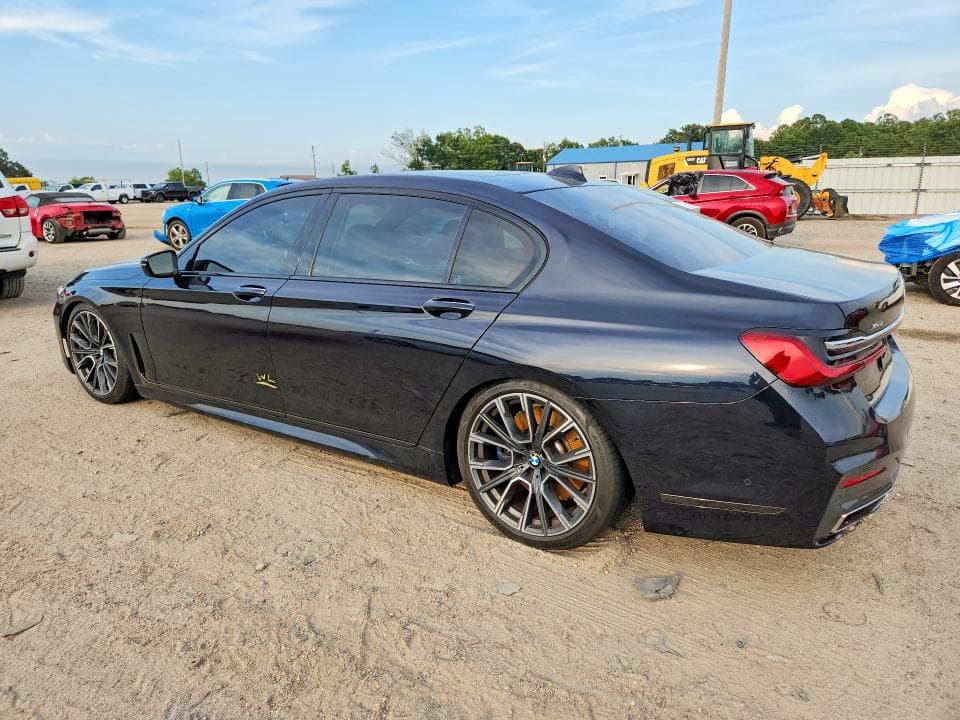 2021 BMW 750 XI 2
