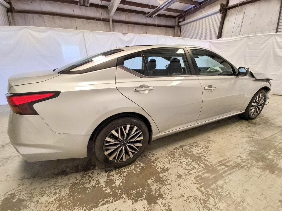 2025 NISSAN ALTIMA SV 3