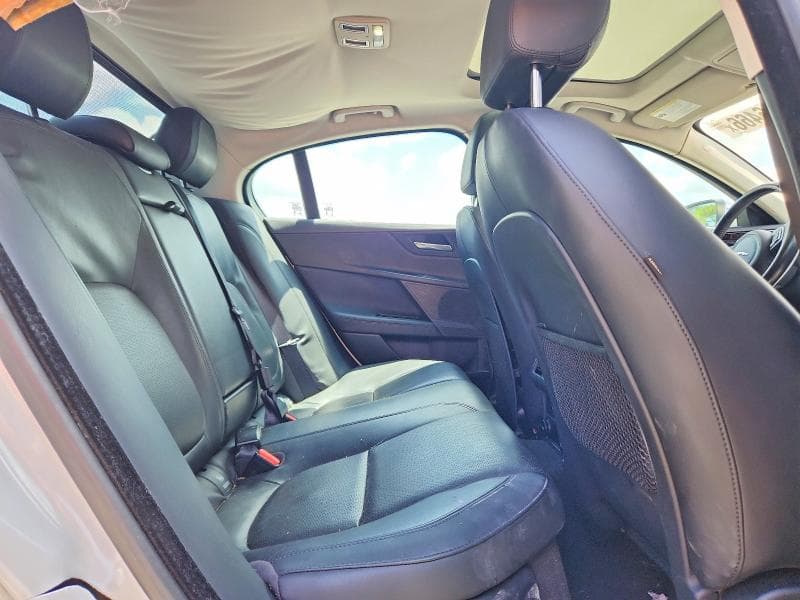2017 JAGUAR XE FIRST EDITION 10