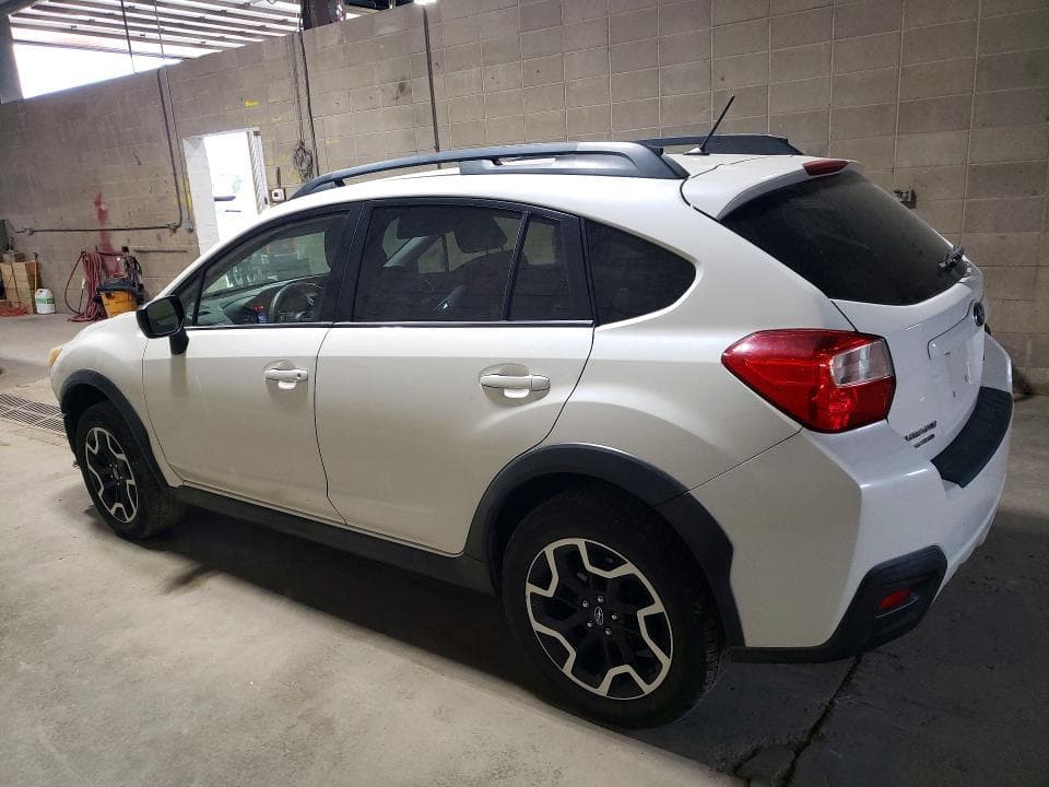 2017 SUBARU CROSSTREK 2