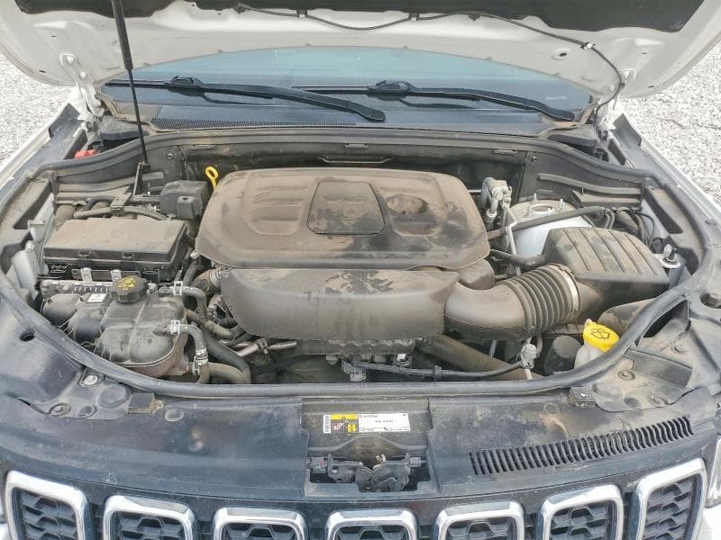 2020 JEEP GRAND CHEROKEE LAREDO 12