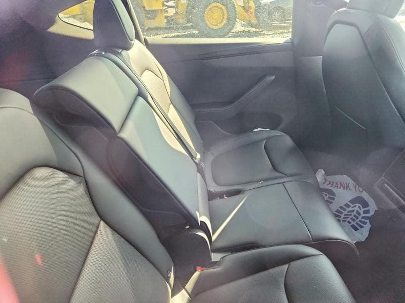 2026 TESLA MODEL Y 10