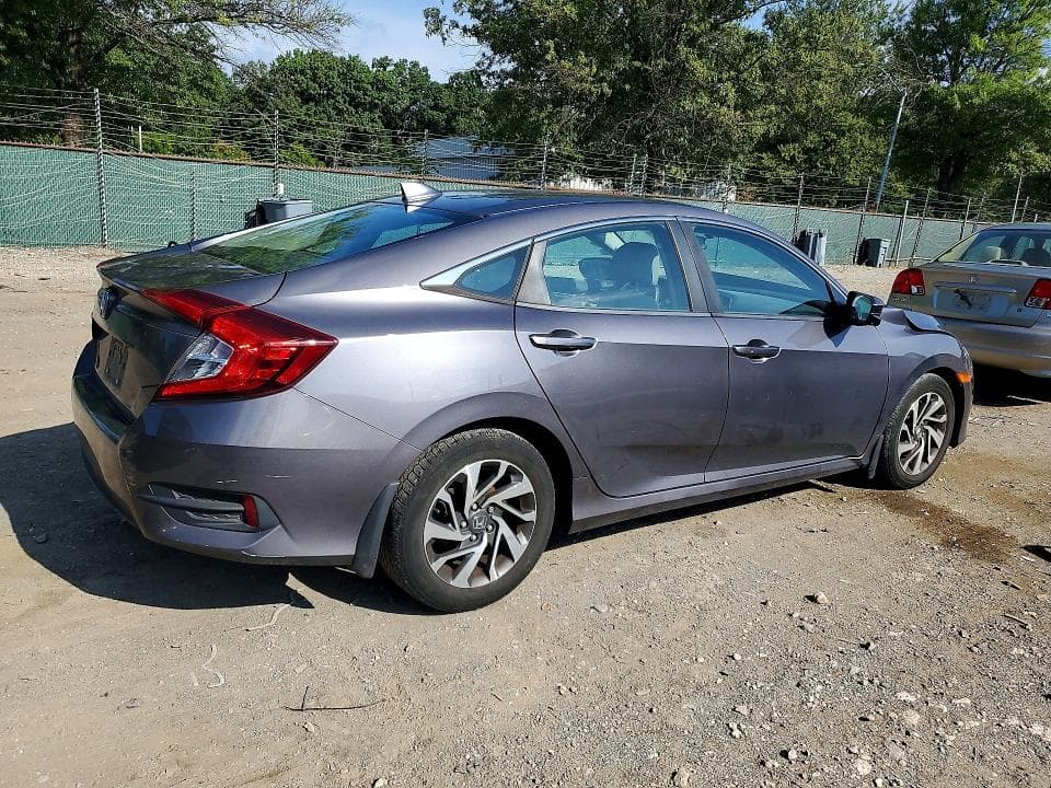 2018 HONDA CIVIC EX 3