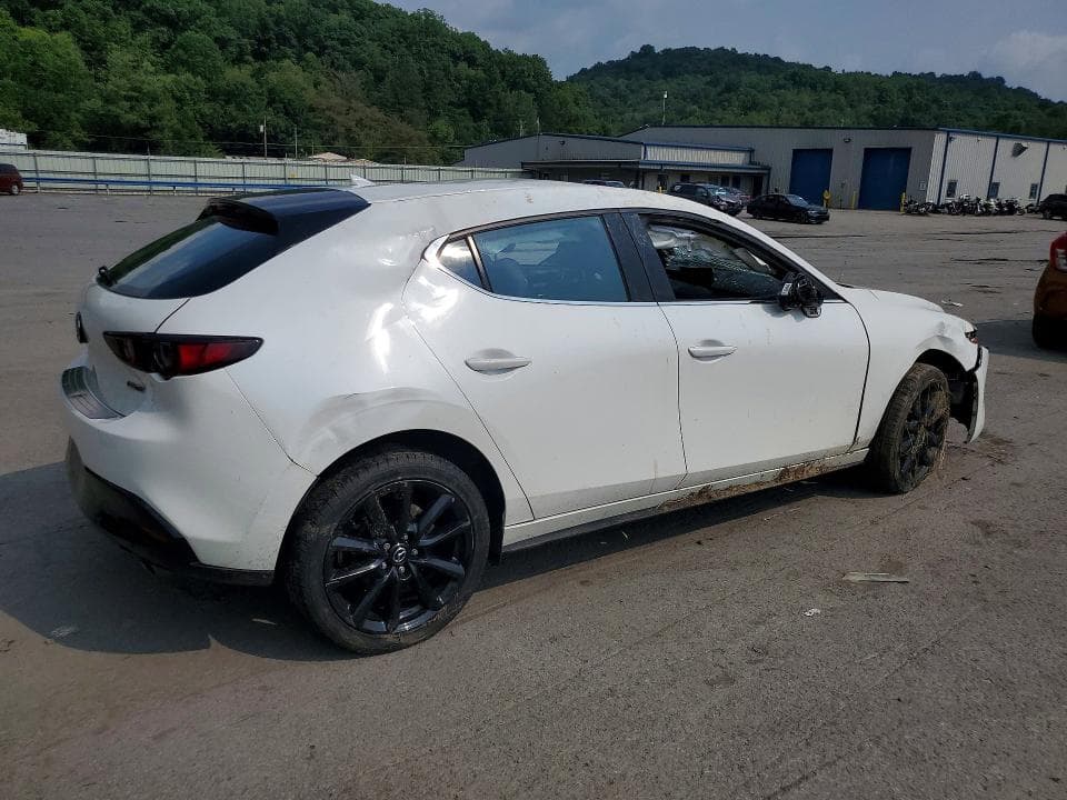 2021 MAZDA 3 PREMIUM 3