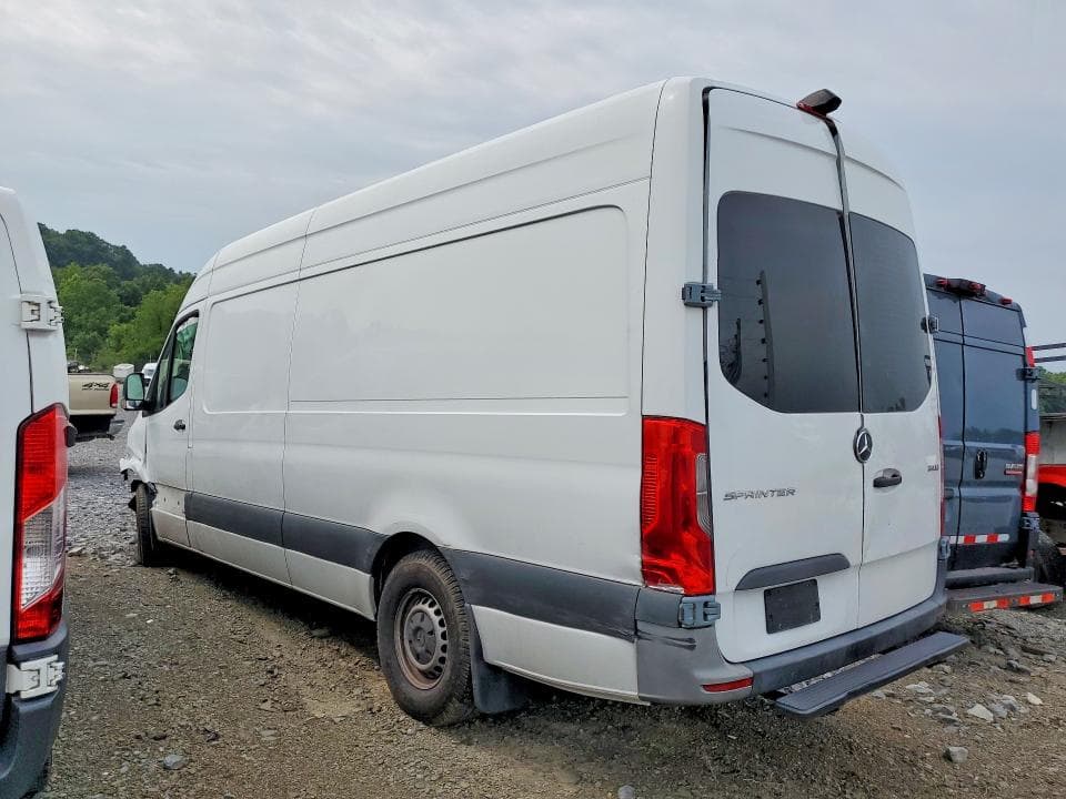 2022 MERCEDES-BENZ SPRINTER 2500 2