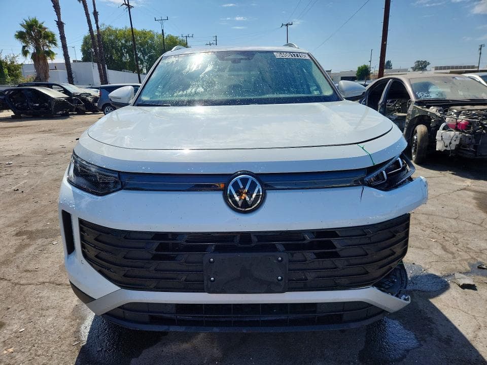 2026 VOLKSWAGEN TIGUAN SE 5