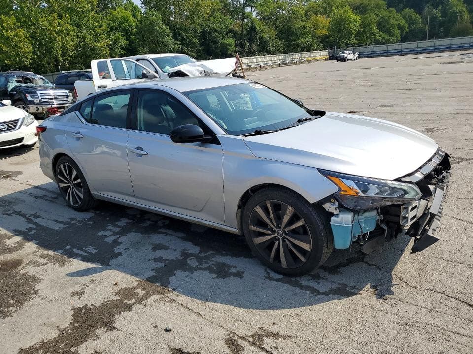 2019 NISSAN ALTIMA SR 4