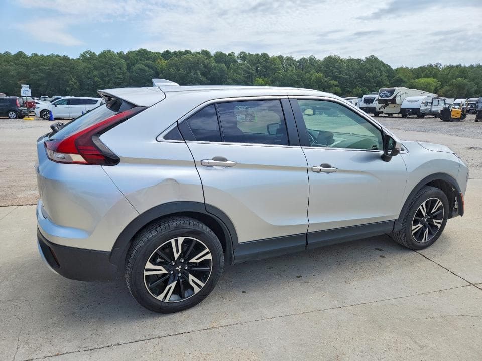 2024 MITSUBISHI ECLIPSE CROSS SE 3