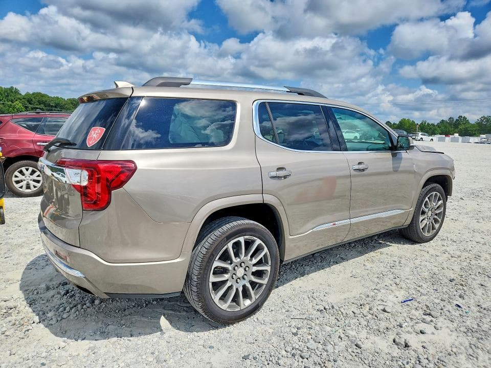 2023 GMC ACADIA DENALI 3