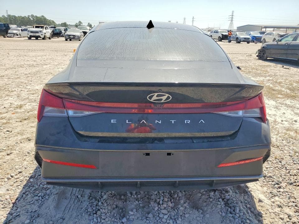 2026 HYUNDAI ELANTRA SEL SPORT 6