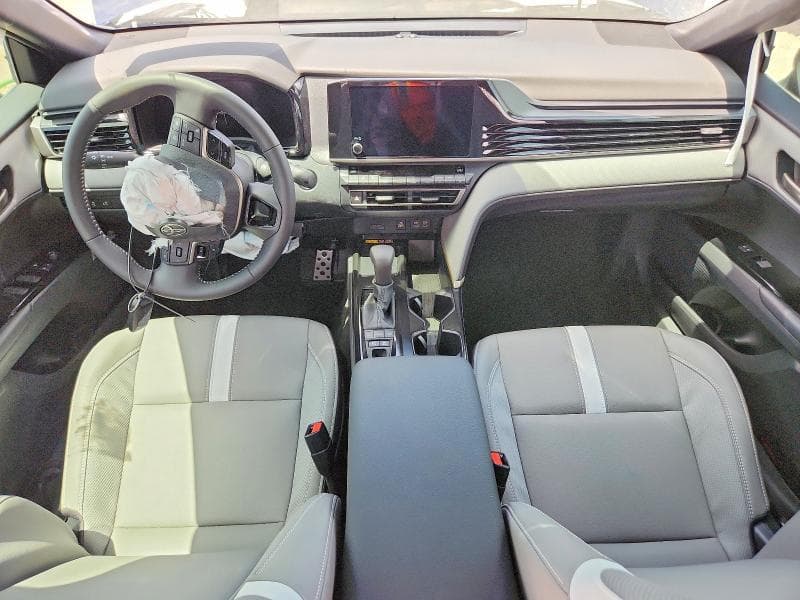 2026 TOYOTA CAMRY SE 8