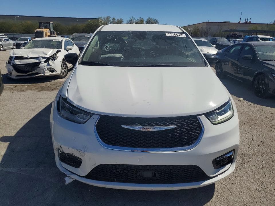 2024 CHRYSLER PACIFICA TOURING L 5