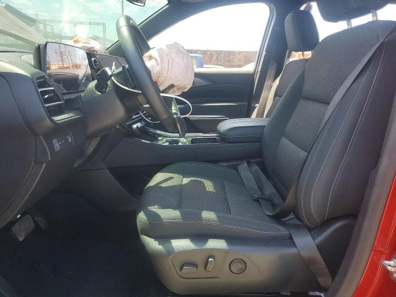 2025 CHEVROLET TRAVERSE LT 7